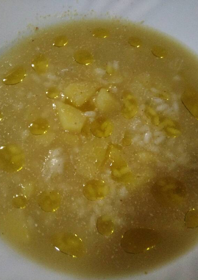 Una foto de Sopa de arroz con patata y cebolla