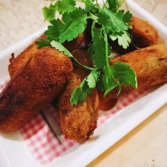 A picture of Resha kabab.