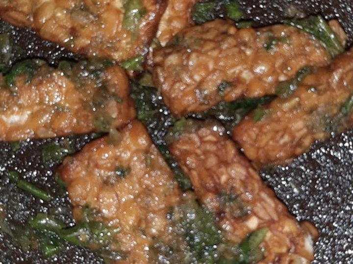 Langkah Mudah untuk Membikin Resep Tempe penyet sambel ijo yang Enak Banget Anti Ribet, Sempurna