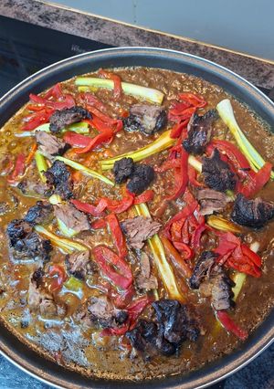 Una foto de Paella de Rabo de Ternera