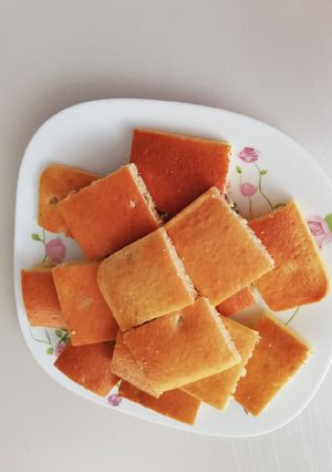 عکسی از دستور کیک زعفرانی