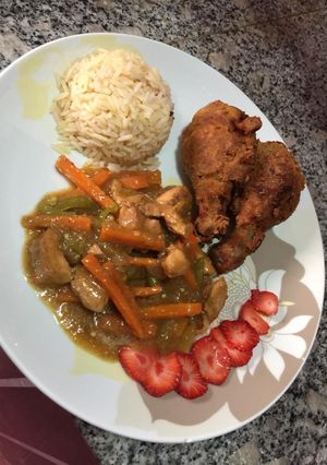 A picture of Chicken brost by mmn Khaleel's kitchen.