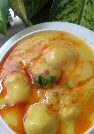 कड़ी पकोड़ा (Kadhi Pakoda recipe in Hindi) रेसिपी मुख्य फोटो