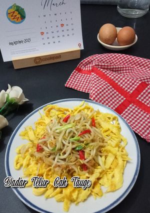 Foto resep Dadar Telur Cah Tauge