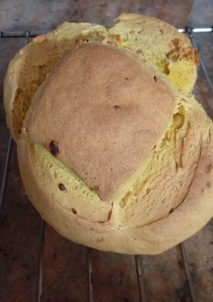 Una foto de Pan de ajo y cúrcuma