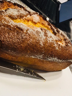 Una foto de Budín de mandarinas 🍊🍊