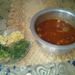 A picture of Chicken nihari.