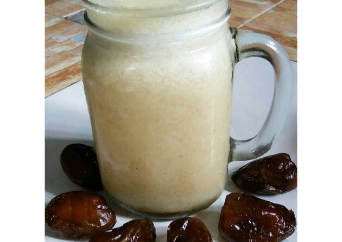 Resep Jus Kurma Susu Oleh Cindy Nadevran Cookpad