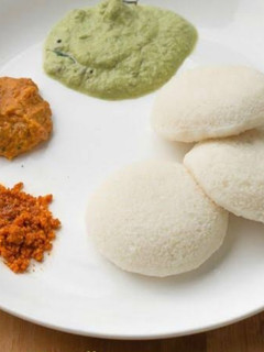 சாப்ட்டான இட்லி செய்முறை முக்கிய புகைப்படம்