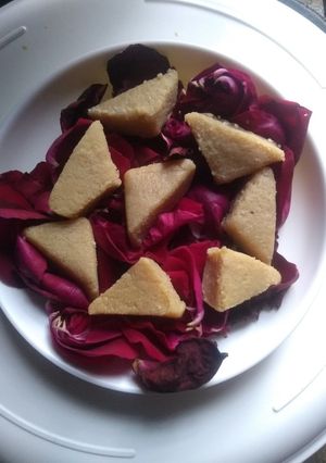 खीर  कोन (Kheer Cone recipe in Hindi) रेसिपी मुख्य फोटो