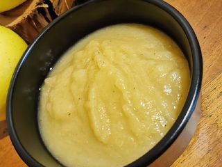 Compote pommes, poires, miel & cannelle