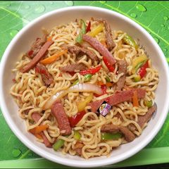 A picture of Stir Fry Noodles.