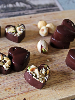 Una foto de Bombones de chocolate y frutos secos