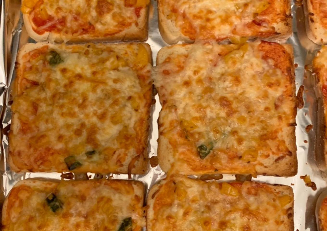 Steps to Prepare Quick Bread Pizza