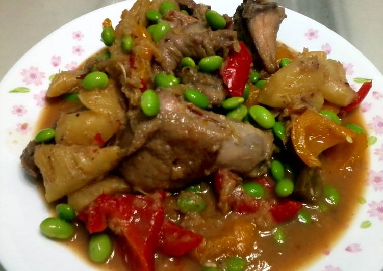 Recipe of Quick Chicken And Pineapple In Thai Chili Sauce