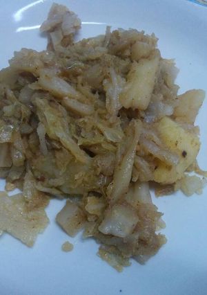Una foto de Berza con patatas