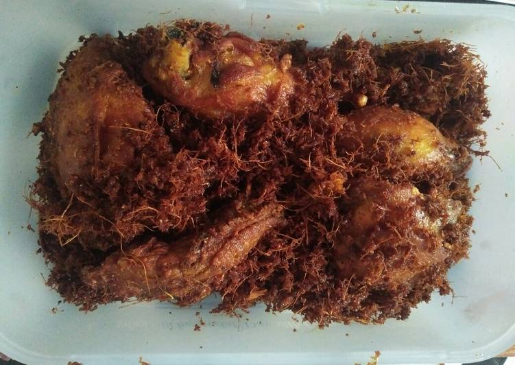 Ayam goreng lengkuas