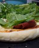 Pizza casera Jamón Crudo y Rúcula!!!