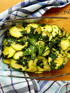 Foto di Concia di zucchine romanesche