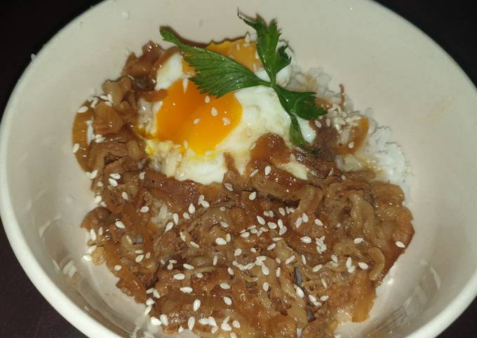 Resep Gyudon / yoshinoya oleh PA Anggara - Cookpad