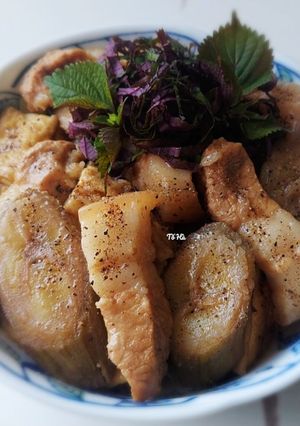 Hình của món THỊT om chuối đậu (phiên bản nhà tôi).