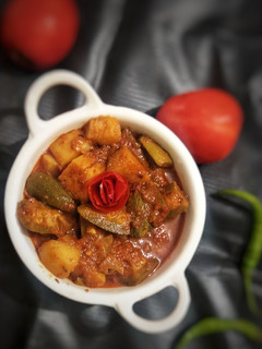 परवल की सब्जी (Parwal ki sabzi recipe in Hindi) रेसिपी मुख्य फोटो