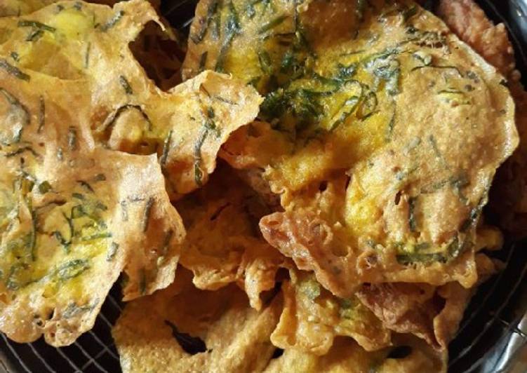 Tutorial Memasak Peyek Daun Kunyit Yang Sempurna Tutorial Memasak Peyek Daun Kunyit Yang Sempurna