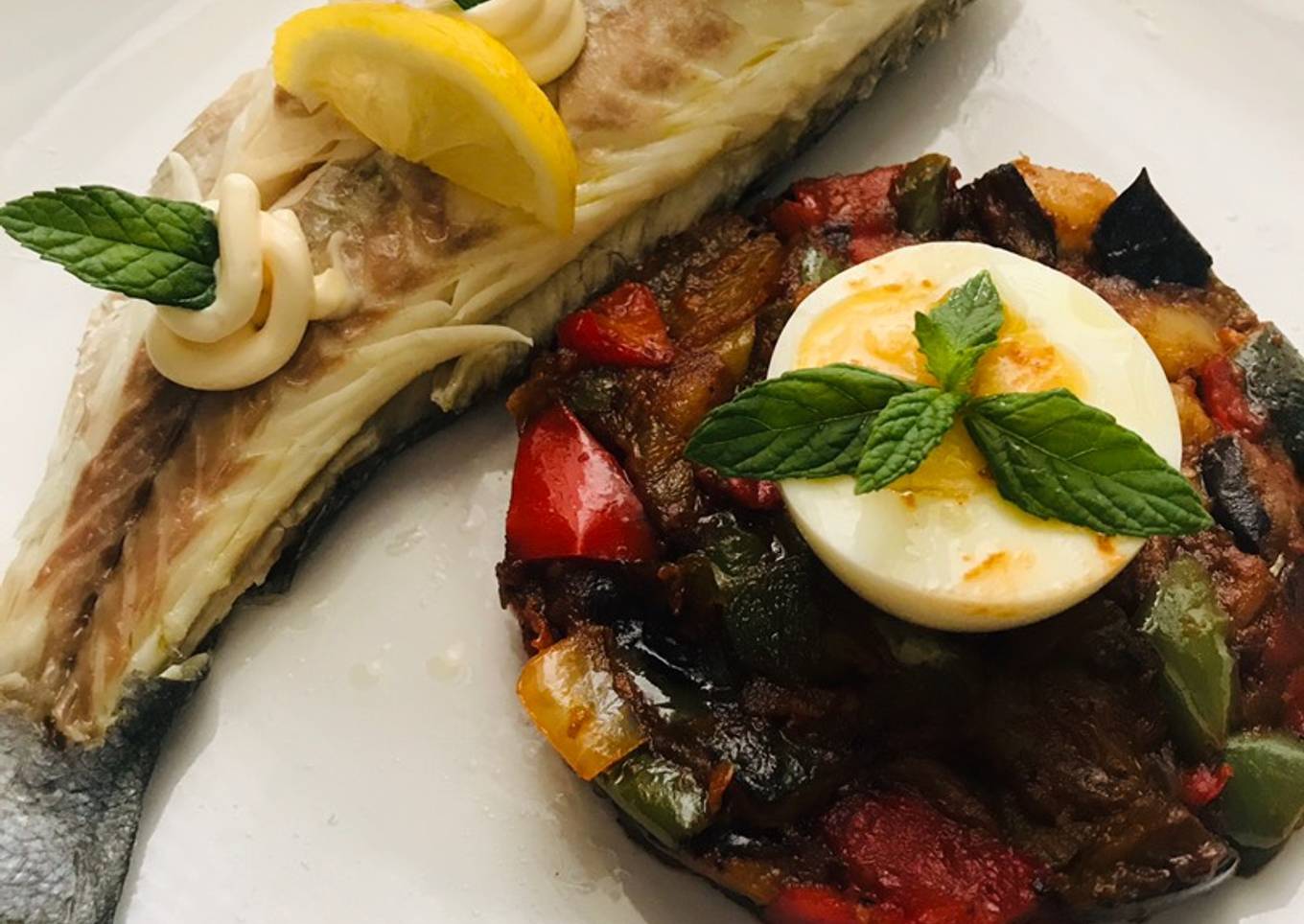 Lubina al microondas con pisto