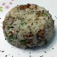 A picture of Roasted Chicken And Edamame Bean Baked Rice.