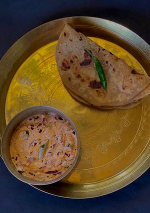 A picture of Kathiyawadi Dahi Tikhari (Kathiwad Special).