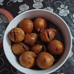 A picture of Tangy Lemon pickle.