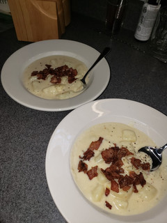 A picture of Creamy Cheesy Potato Soup.