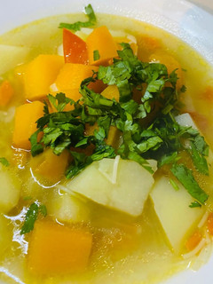 Una foto de Sopa liviana de verduras