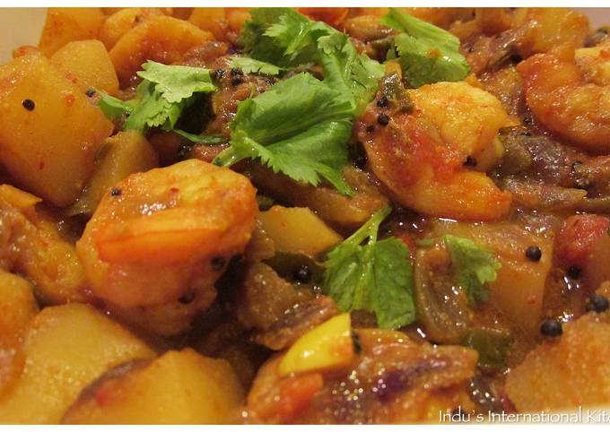 Spicy Shrimp and Potatoes Recipe by Indu - Cookpad