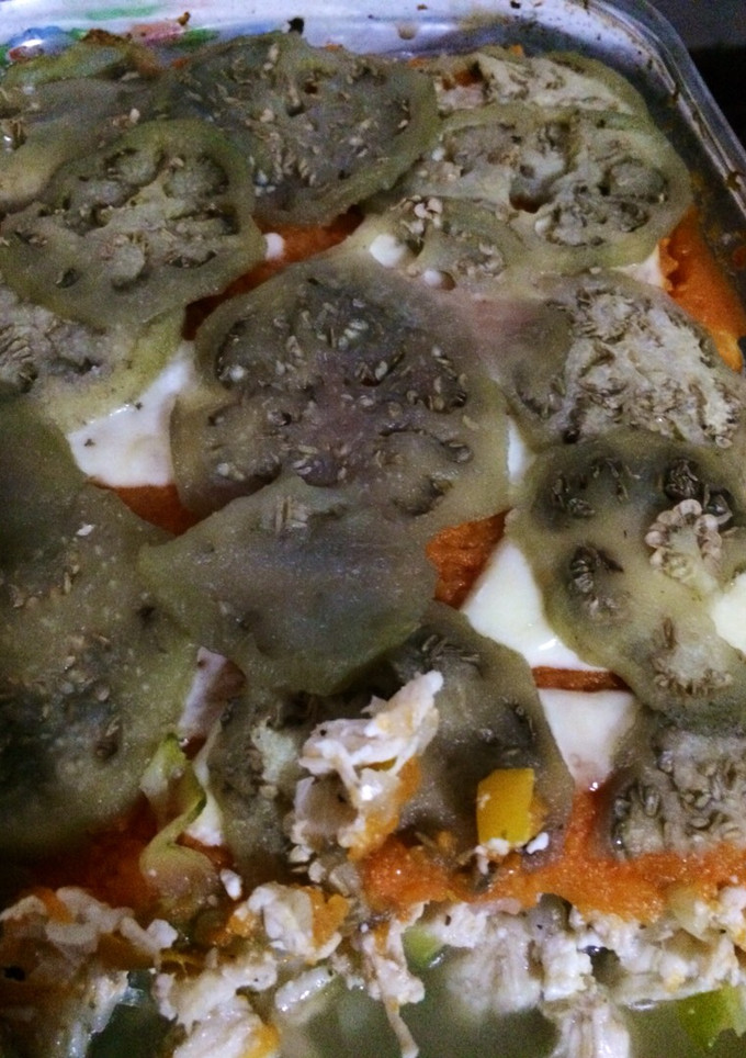 Una foto de Lasaña de verduras con pollo