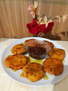 मटर कचौड़ी(Matar kachori recipe in Hindi) रेसिपी मुख्य फोटो