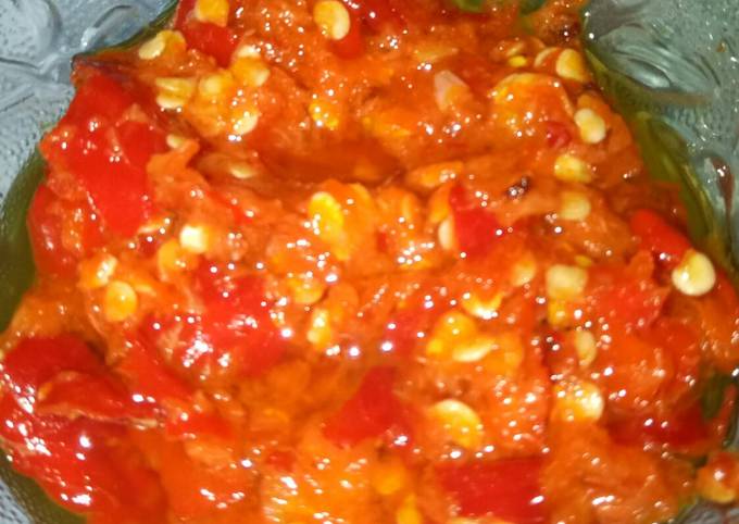 Sambal goreng merah