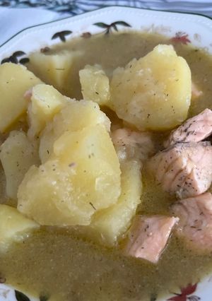 Una foto de Guiso de salmón con patatas Thermomix