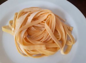 Una foto de Pasta Fresca Casera al Huevo