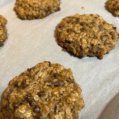 A picture of Oatmeal Chocolate Chip Cookies.