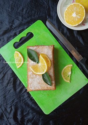 A picture of Orange Cake.
