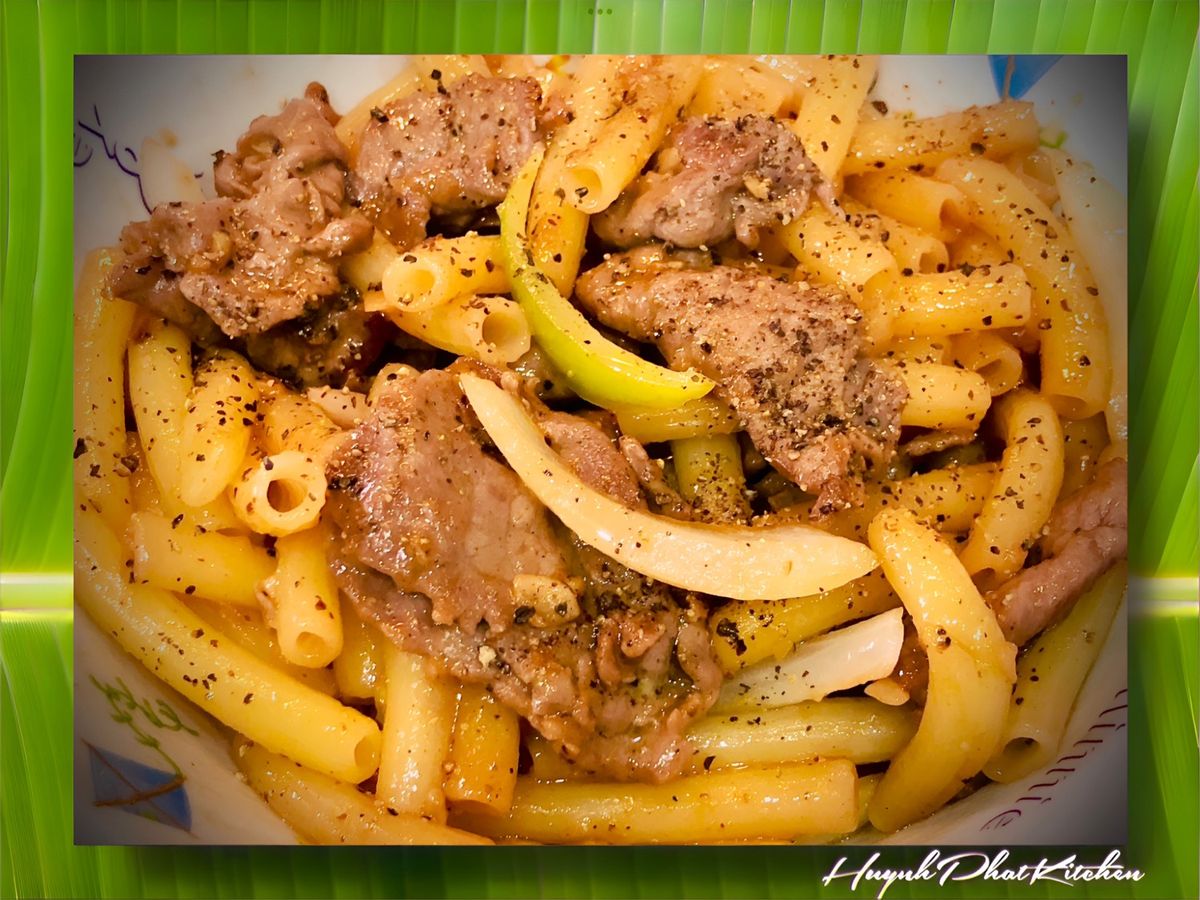 Nui Xào Bò