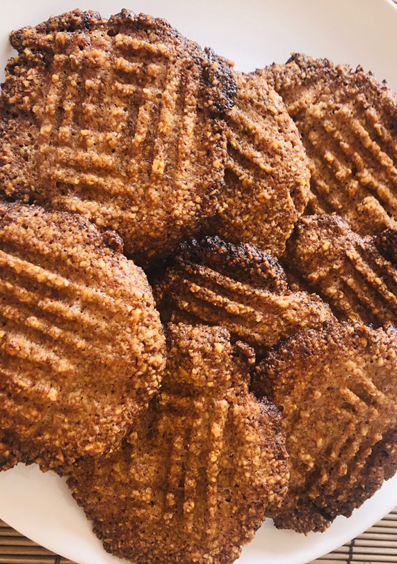 Una foto de Keto - Cookies de nuez y canela, fácil pocos ingredientes 🤗🤗🤗🤤🤤