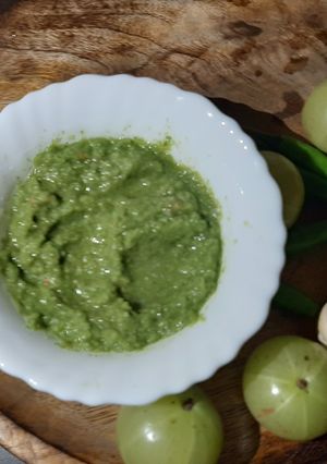 आंवला की चटनी(Amla chutney recipe in Hindi) रेसिपी मुख्य फोटो