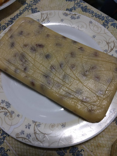 Una foto de Turrón de pasas al ron Mambo