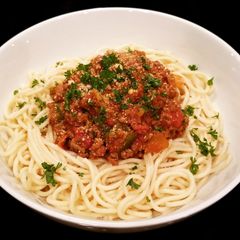 A picture of Spaghetti Bolognese.