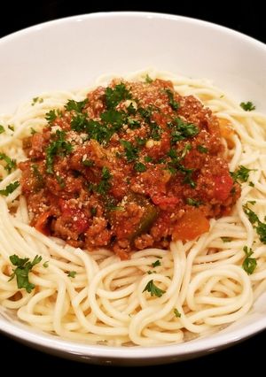 A picture of Spaghetti Bolognese.