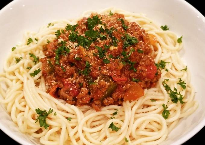 Spaghetti Bolognese recipe main photo