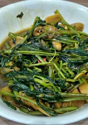 Foto resep Cah Kangkung Baso