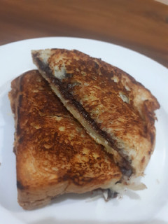 Foto resep Roti panggang / Toast nutella keju